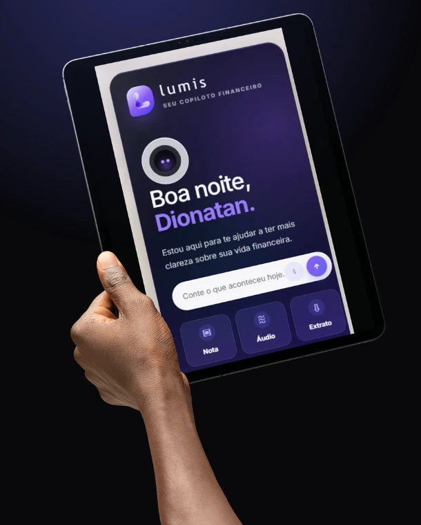 Aplicativo Lumis Finance aberto em um tablet